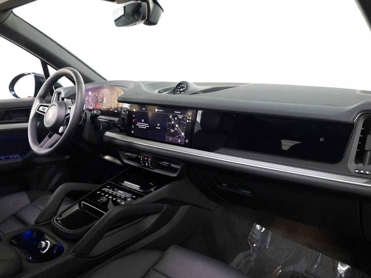 New 2026 Porsche Cayenne S AWD/4WD image 38