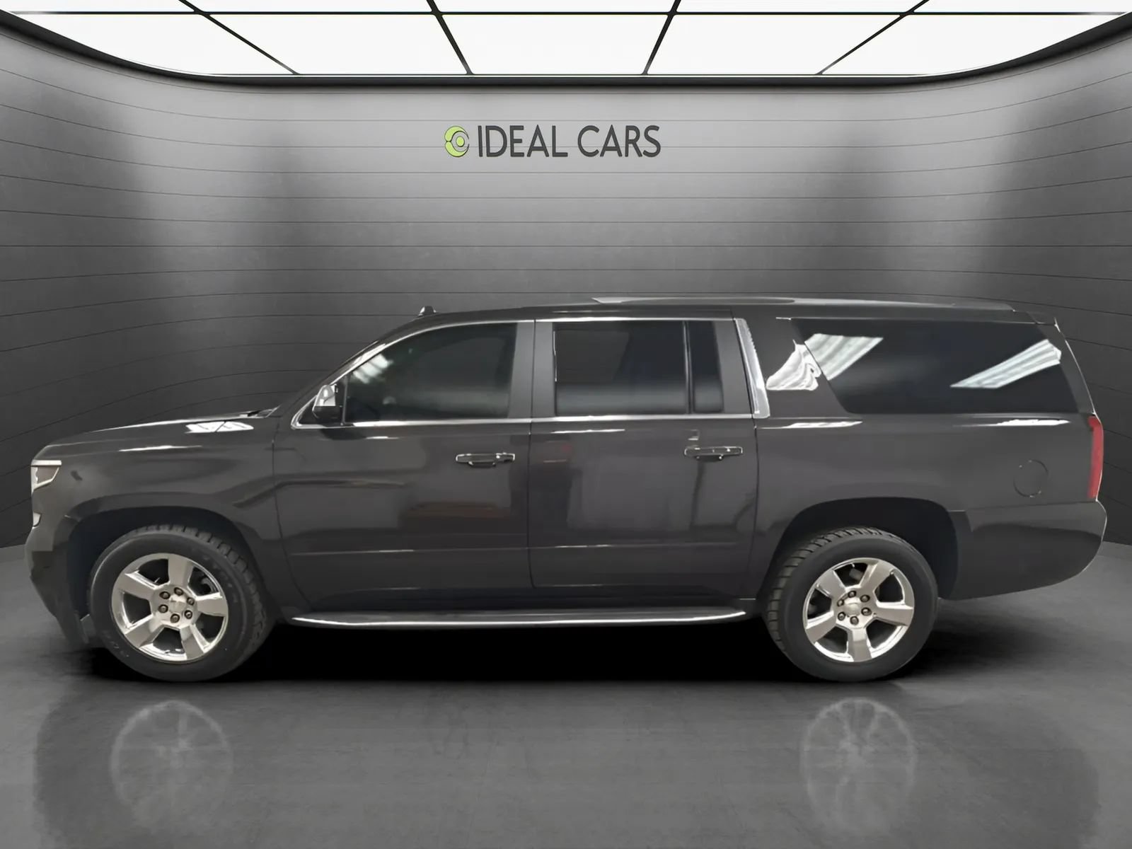 Used 2017 Chevrolet Suburban Premier RWD image 8