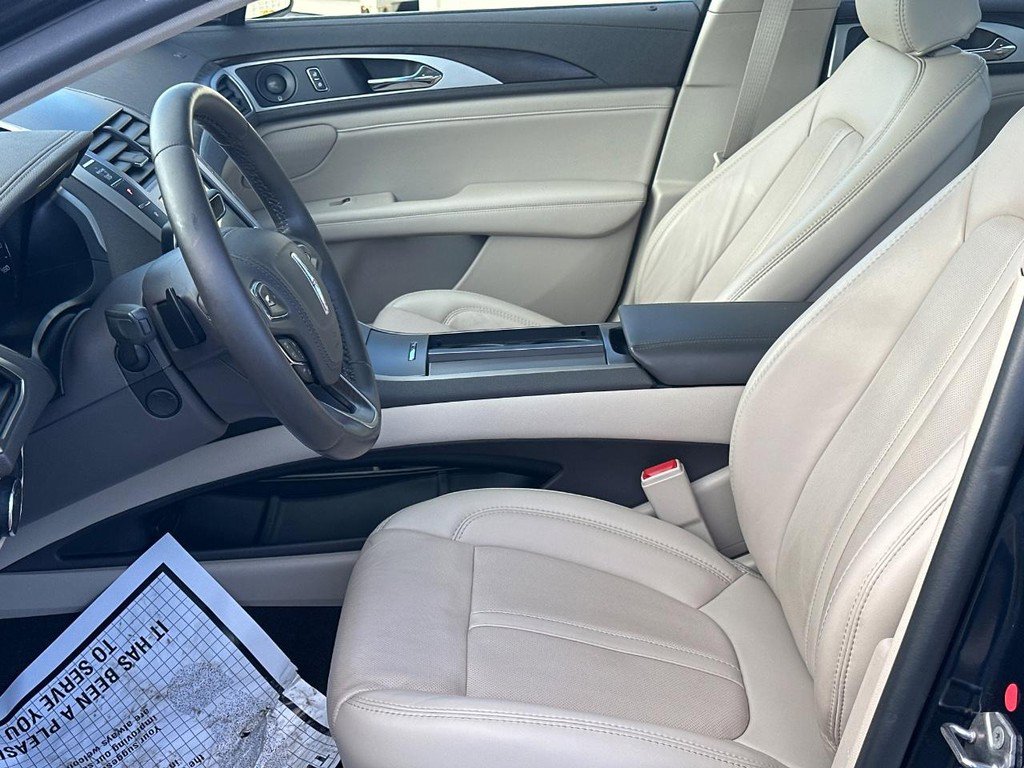 Used 2020 Lincoln MKZ Reserve w/ Elements Package image 19