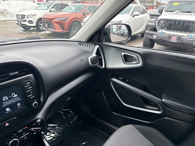 Used 2021 Kia Soul LX image 28
