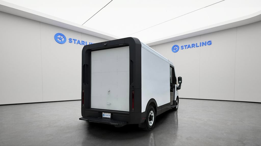 Used 2024 Chevrolet Brightdrop 400 w/ Commercial Equipment Package AWD/4WD image 8