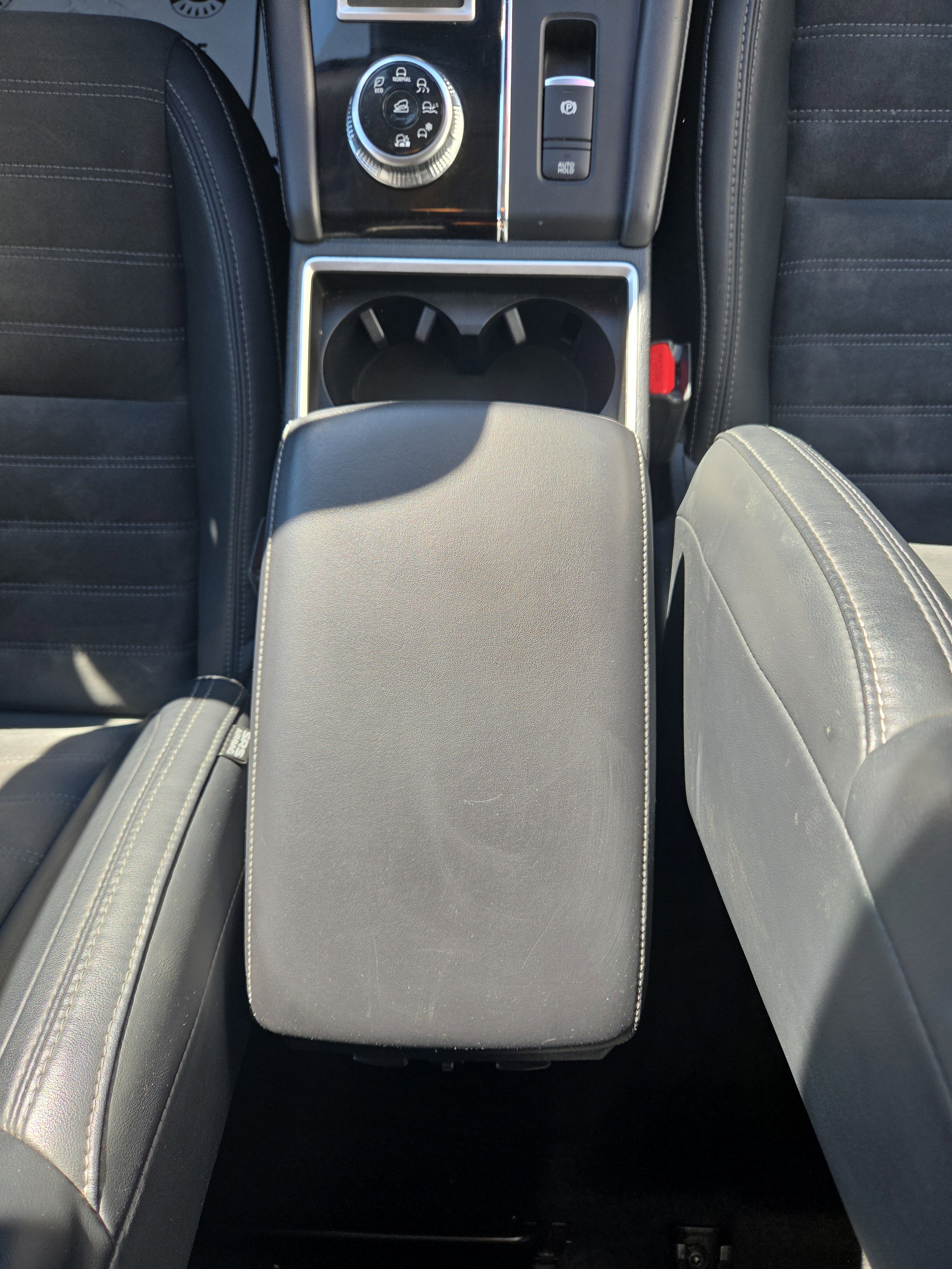 Used 2023 Mitsubishi Outlander SE image 14