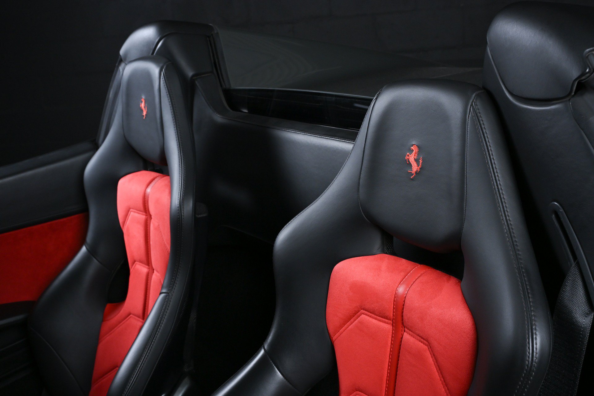 Used 2014 Ferrari 458 Spider RWD image 27