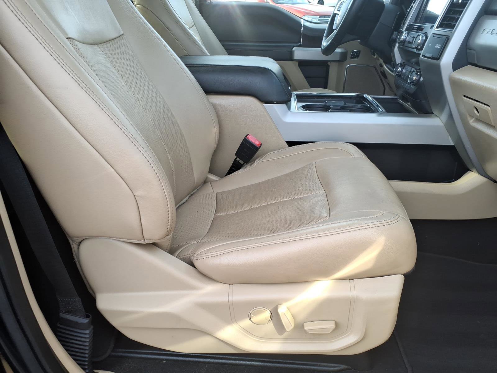 Used 2020 Ford F250 Lariat w/ Lariat Ultimate Package image 11