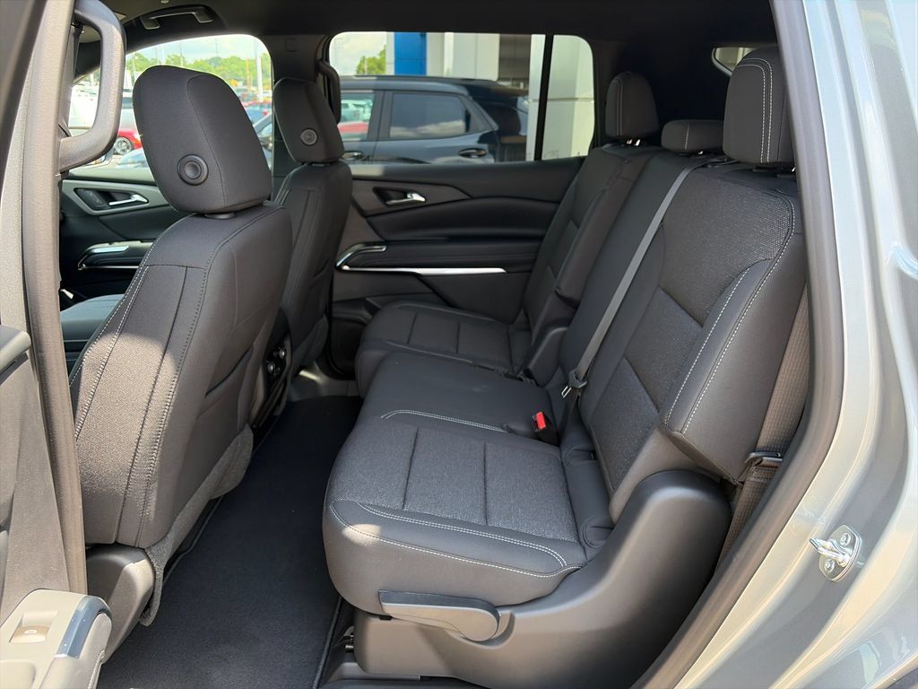 New 2026 Chevrolet Traverse LT FWD image 25