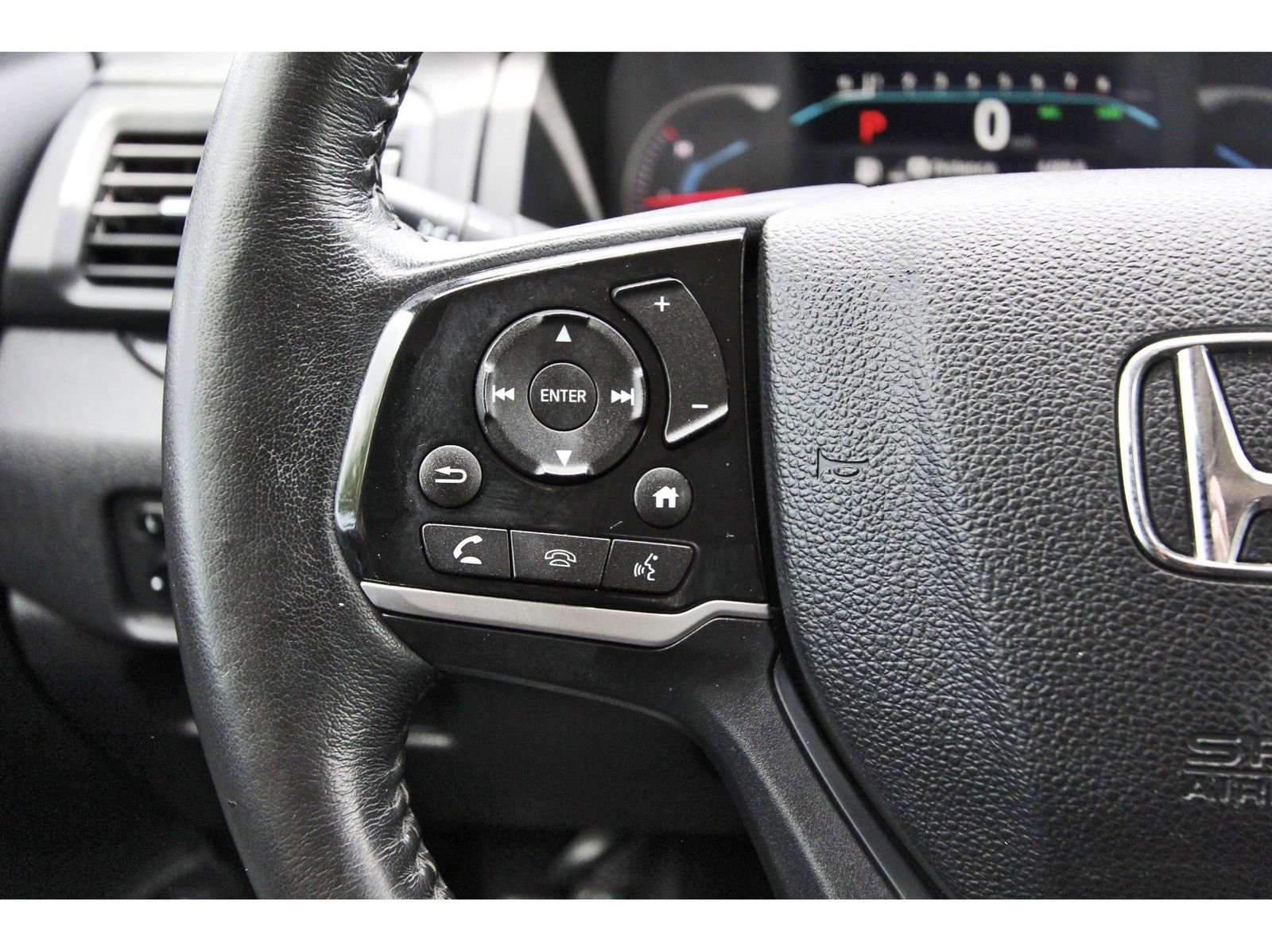 Used 2019 Honda Pilot Touring image 15