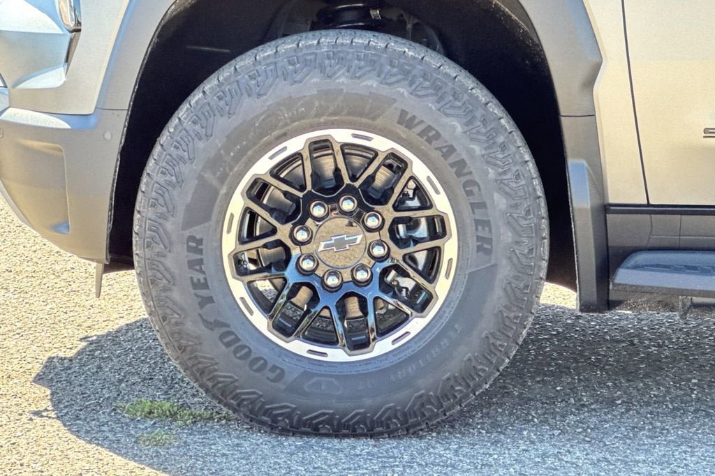 New 2026 Chevrolet Silverado EV Trail Boss AWD/4WD image 24