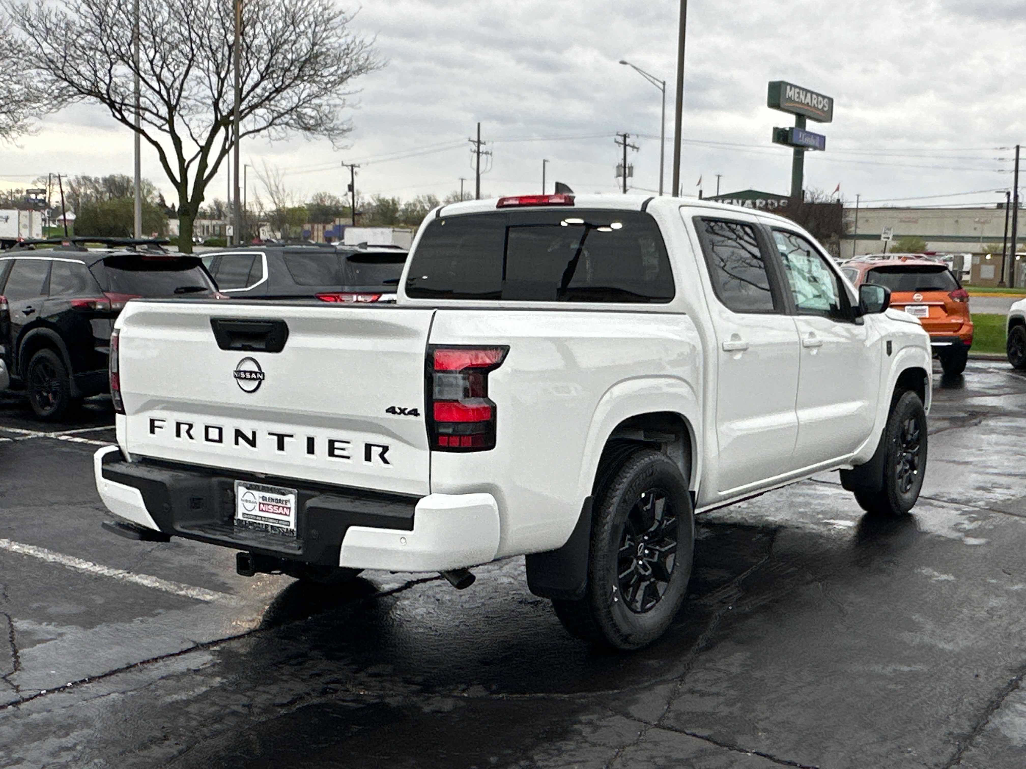 New 2026 Nissan Frontier SV w/ All-Weather Content Package AWD/4WD image 4