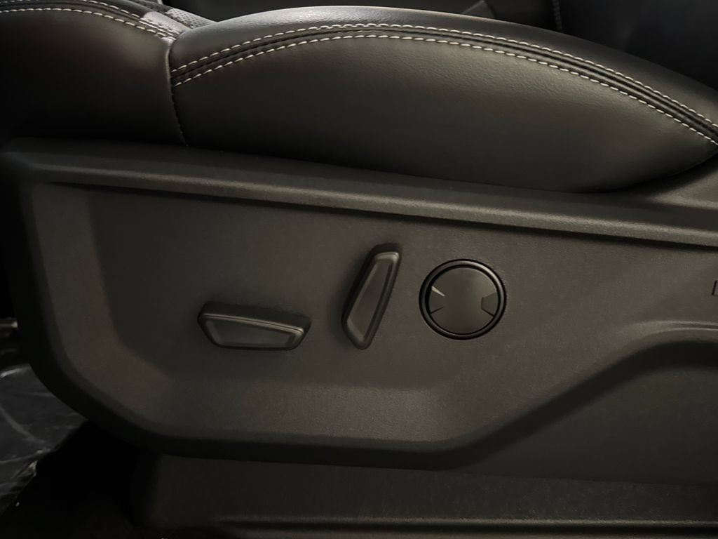 New 2027 Ford Expedition Platinum RWD image 27
