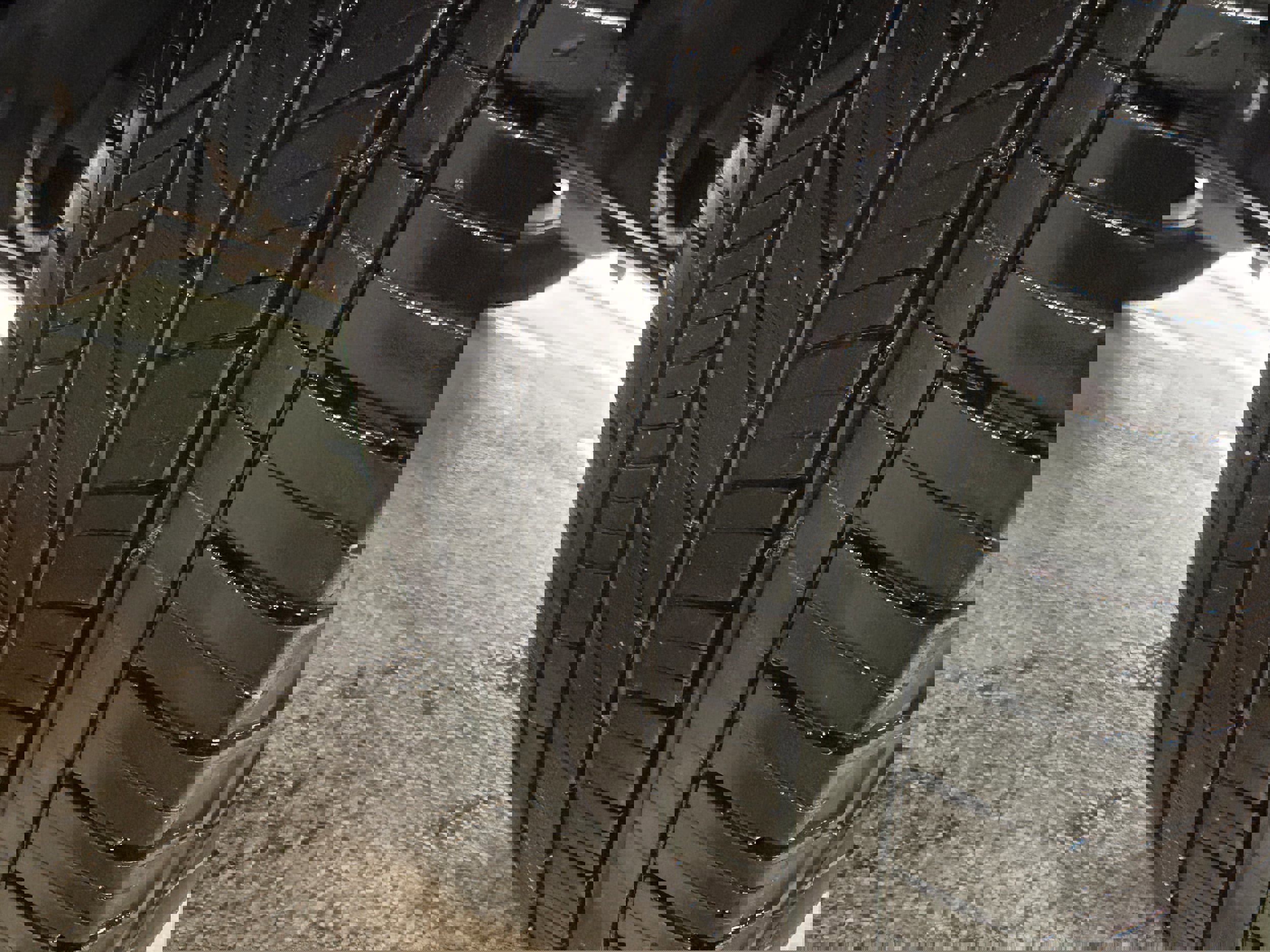 Certified 2025 Ford Explorer ST-Line image 26