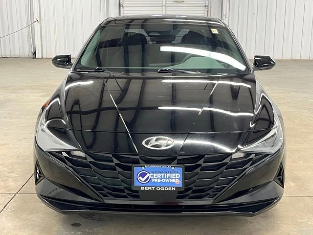 Used 2023 Hyundai Elantra SEL w/ Convenience Package FWD image 2
