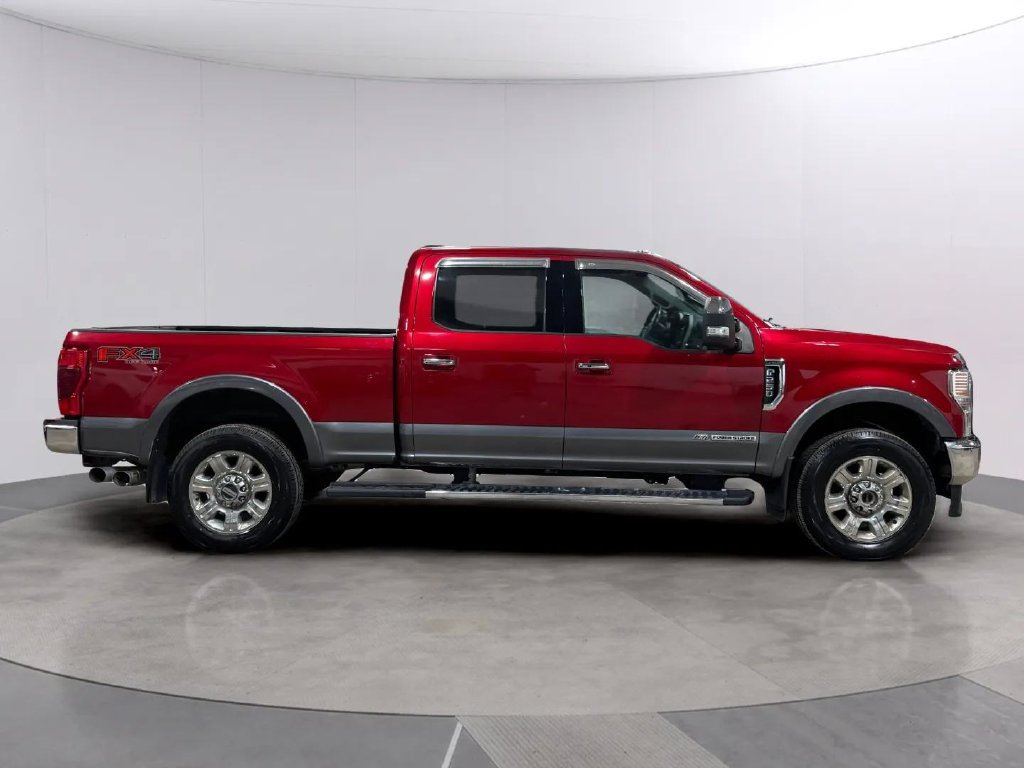 Used 2022 Ford F250 Lariat w/ Lariat Ultimate Package AWD/4WD image 2
