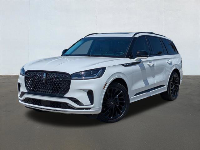 Used 2025 Lincoln Aviator Reserve w/ Equipment Group 201A image 1