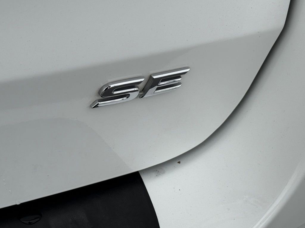 Certified 2019 Toyota Sienna SE image 13