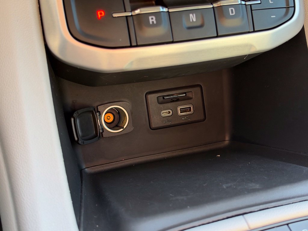 Used 2020 GMC Acadia SLT w/ Driver Alert Package II AWD/4WD image 28