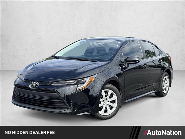 Used 2025 Toyota Corolla LE FWD image 1