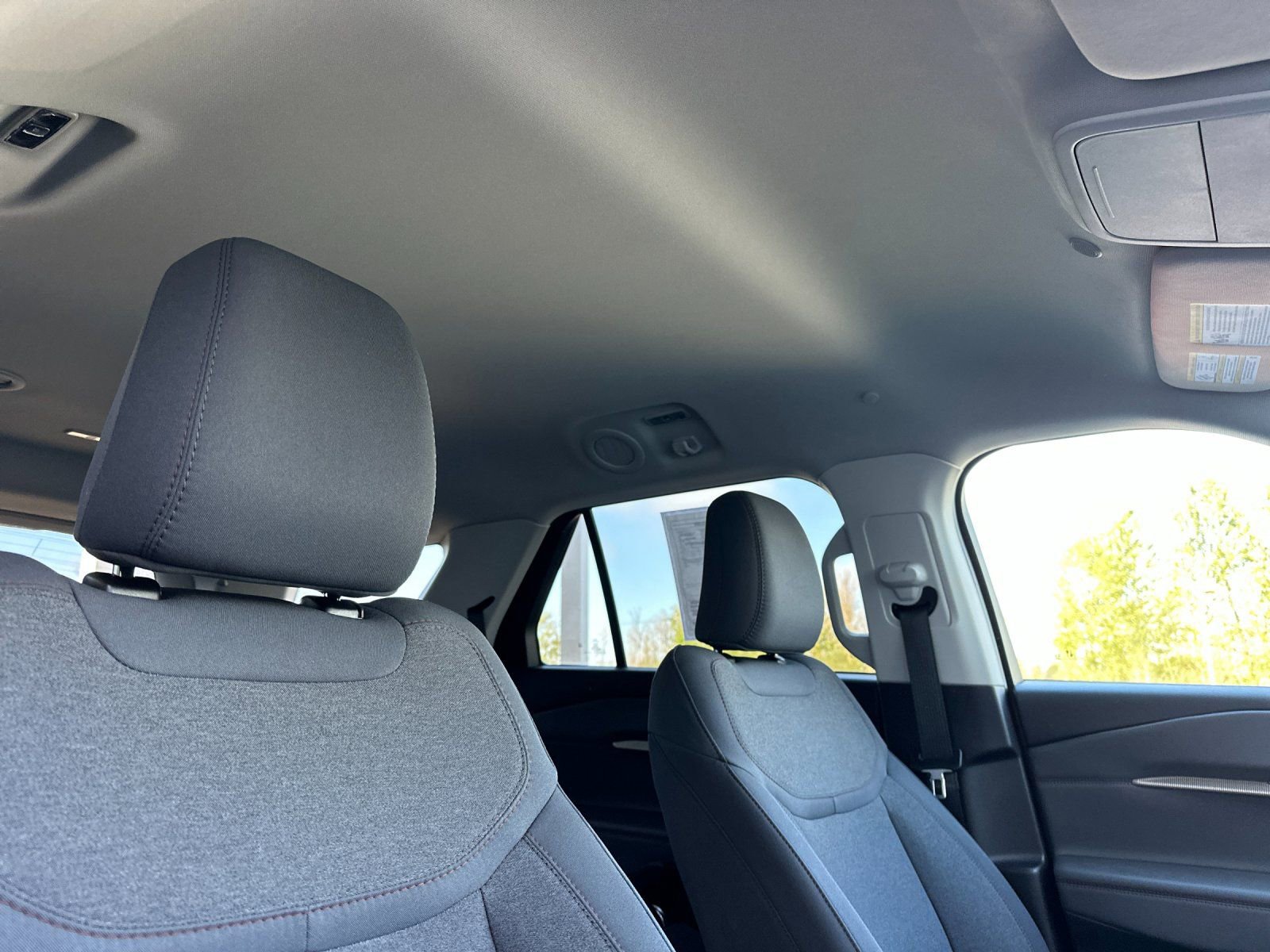 Used 2025 Ford Explorer Active image 17