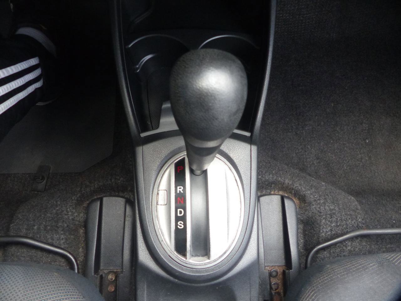 Used 2010 Honda Fit Sport image 22