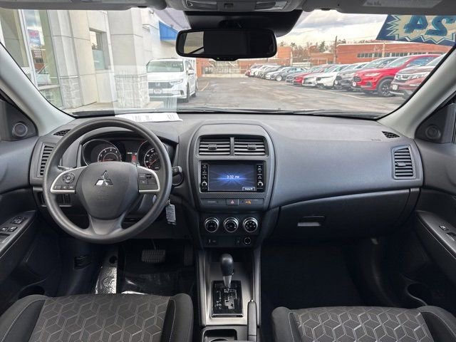 Used 2024 Mitsubishi Outlander Sport SE AWD/4WD image 10