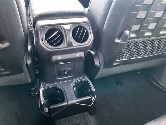 Used 2020 Jeep Wrangler Unlimited Rubicon AWD/4WD image 25