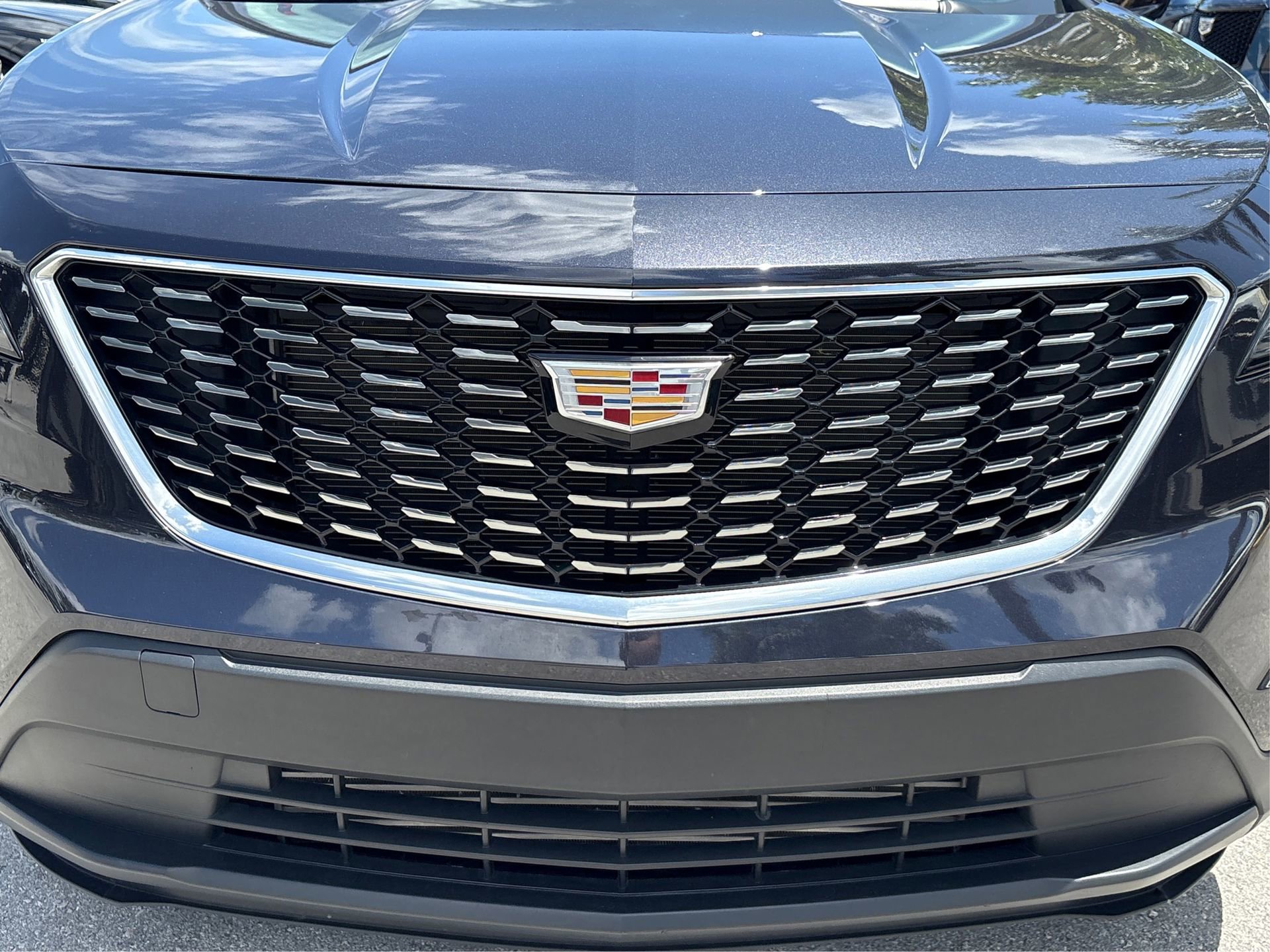 Used 2023 Cadillac XT4 Luxury w/ Driver Awareness Package FWD image 12