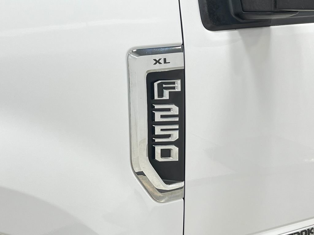 Used 2018 Ford F250 XL w/ Power Equipment Group image 40