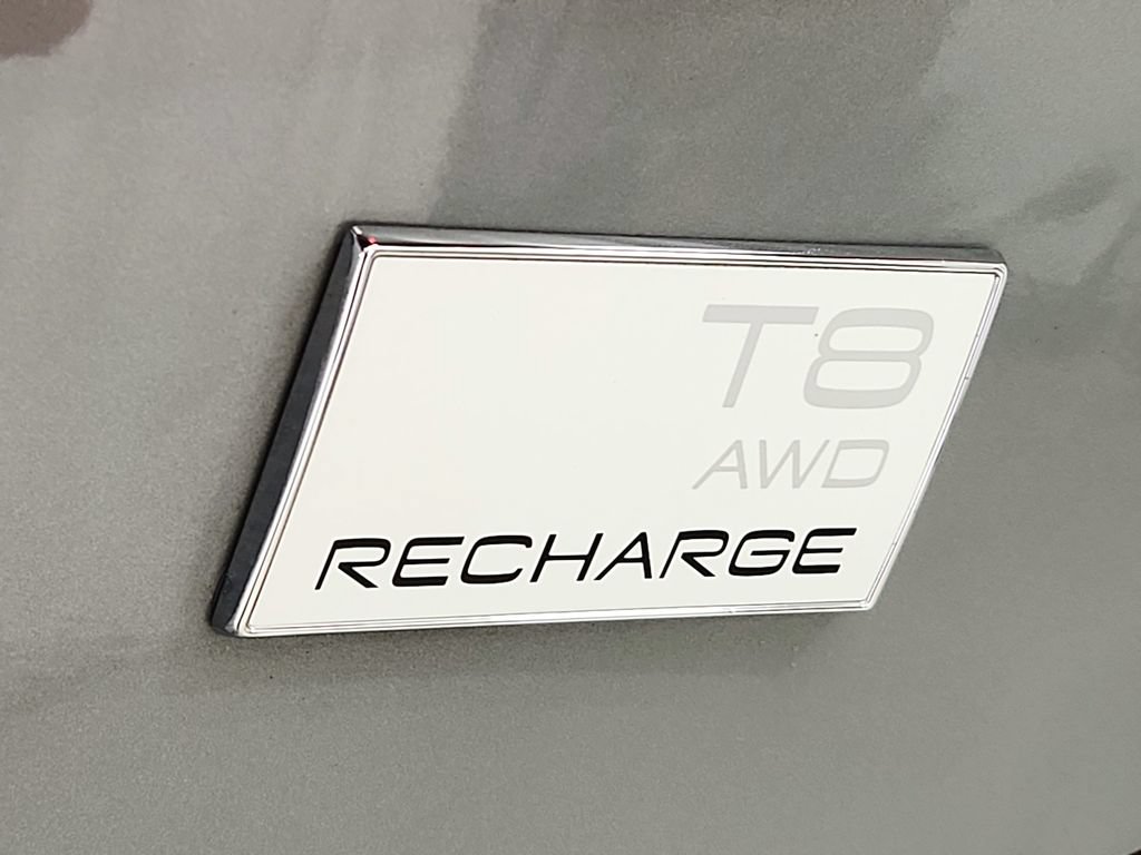 Used 2024 Volvo S60 T8 Ultimate w/ Climate Package AWD/4WD image 35