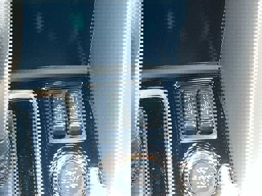 New 2025 Mitsubishi Eclipse Cross LE image 19