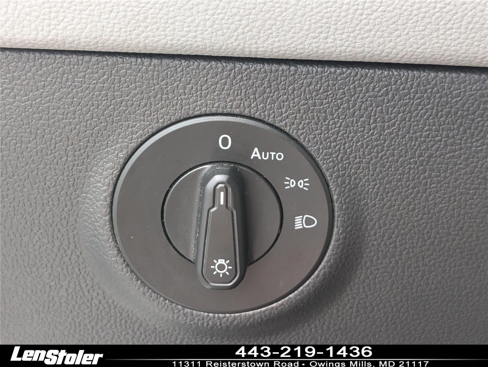 Used 2024 Volkswagen Taos SE FWD image 20