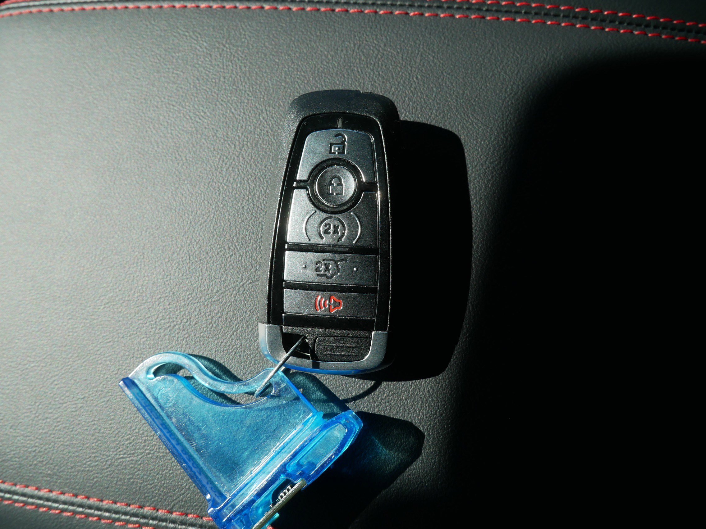 Used 2026 Ford Explorer ST-Line w/ ST-Line Street Pack image 33