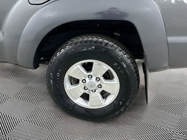 Used 2015 Toyota Tacoma 4x4 Double Cab w/ TRD Sport Package image 27