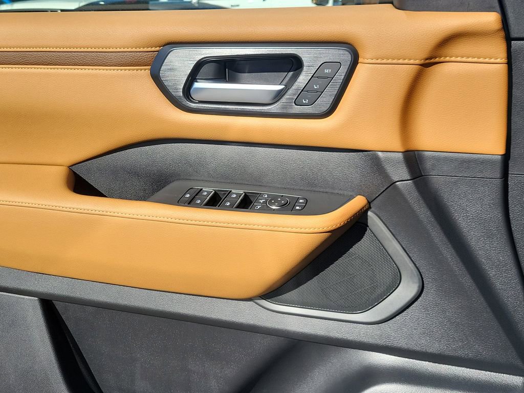 New 2026 Nissan Armada SL w/ Convenience Package image 8