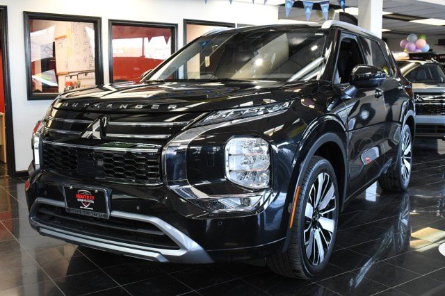 Used 2025 Mitsubishi Outlander GT