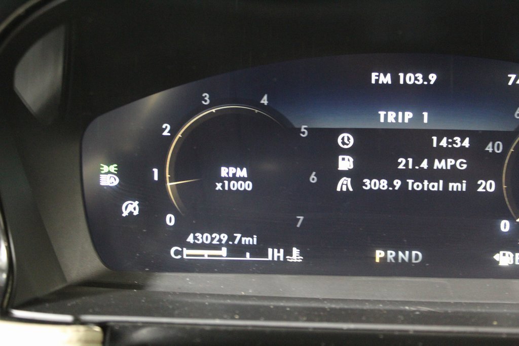 Used 2022 Lincoln Corsair Reserve image 22