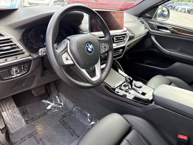 Used 2025 BMW X4 xDrive30i w/ Premium Package AWD/4WD image 23