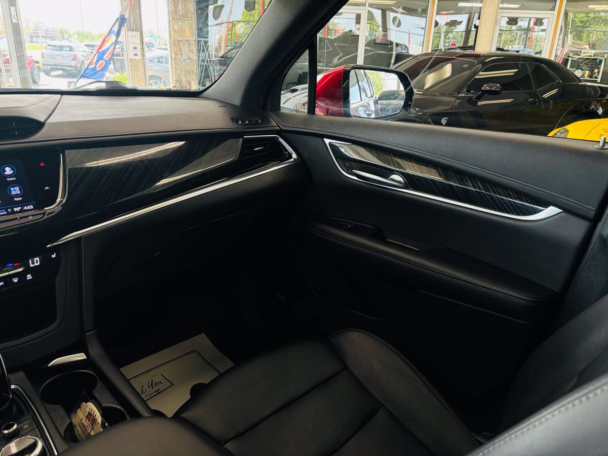 Used 2021 Cadillac XT6 Premium Luxury AWD/4WD image 46