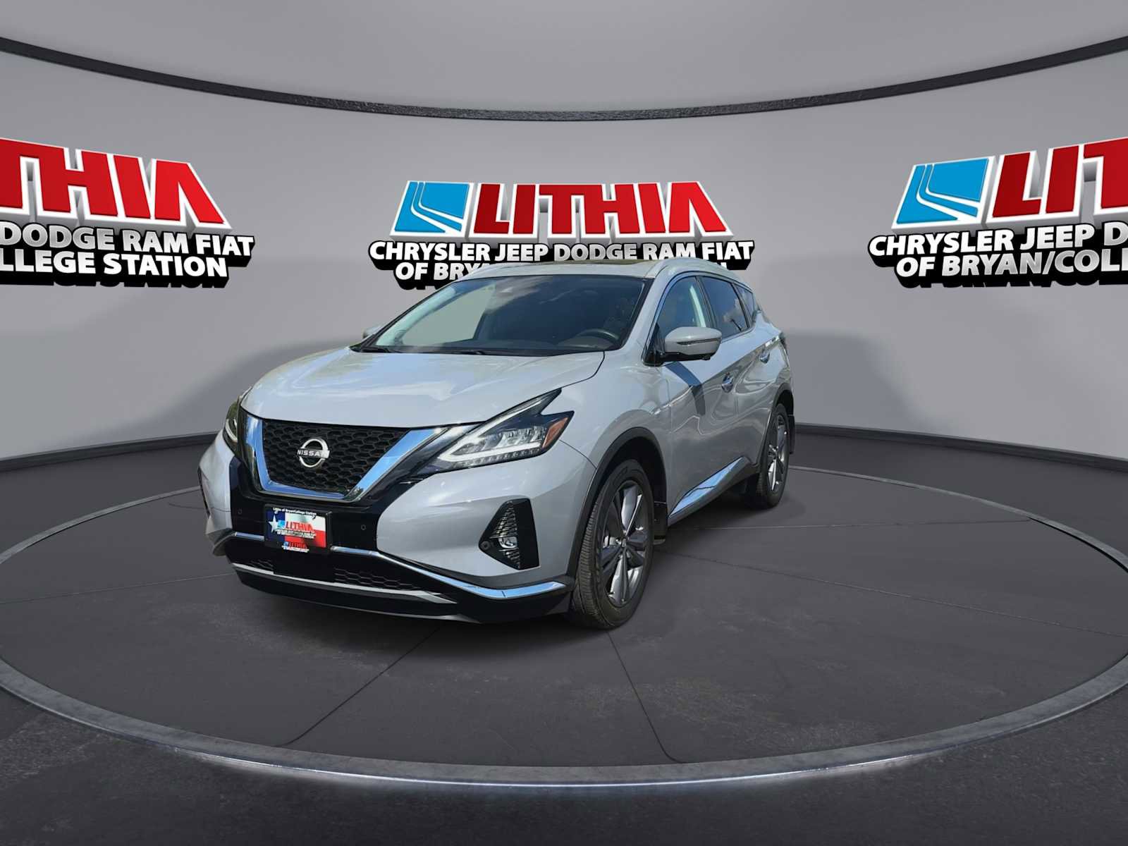 Used 2024 Nissan Murano Platinum w/ Cargo Package image 3