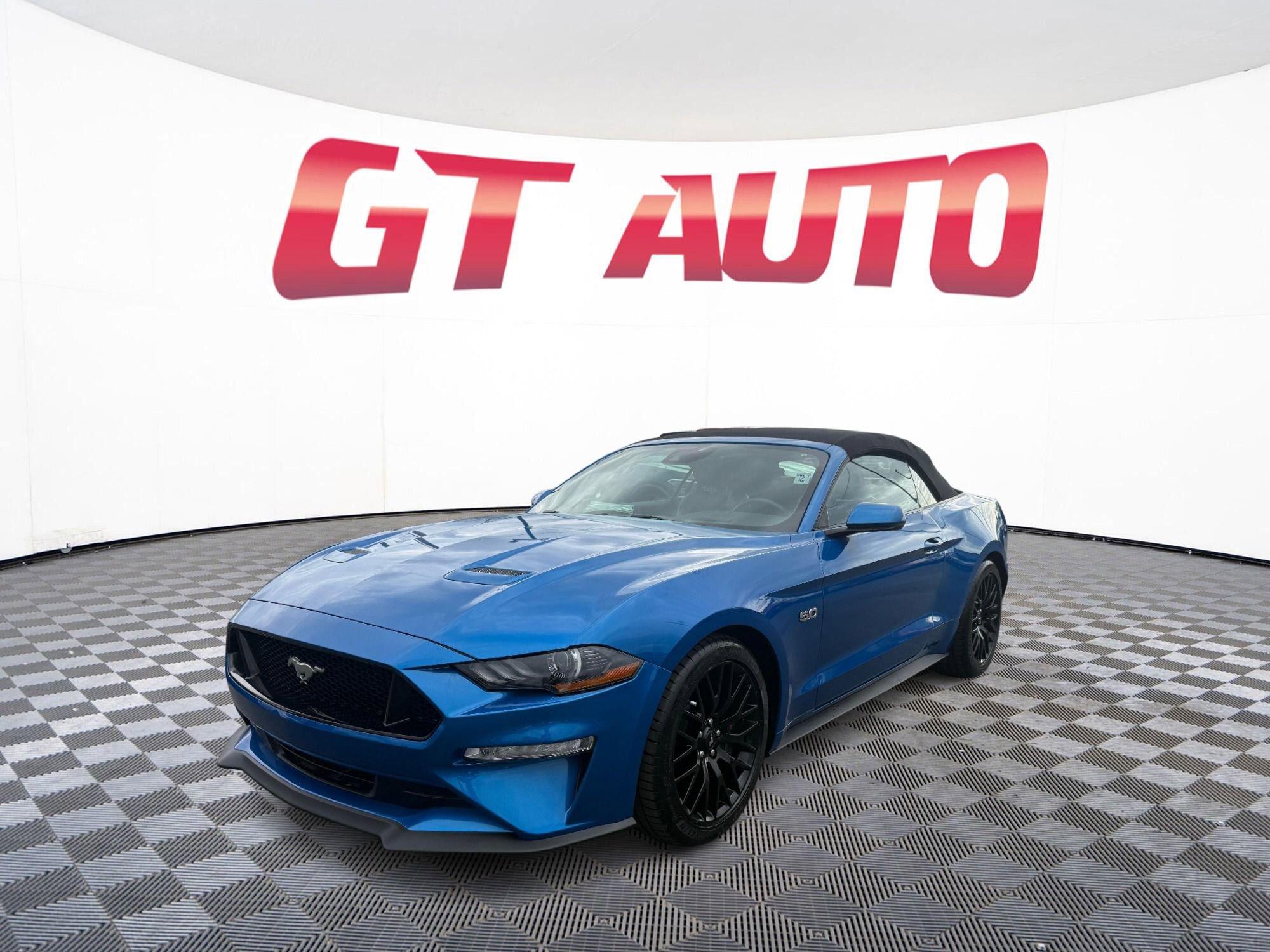 Used 2019 Ford Mustang GT Premium w/ GT Performance Package RWD image 3