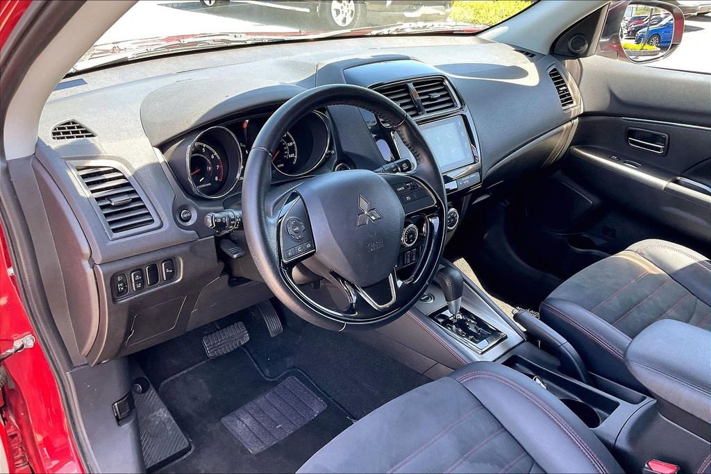 Used 2019 Mitsubishi Outlander Sport GT image 13