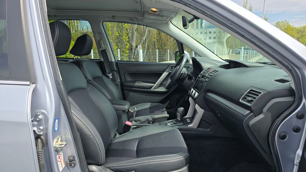 Used 2018 Subaru Forester 2.0XT Premium AWD/4WD image 10
