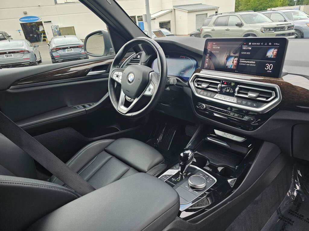 Used 2024 BMW X3 xDrive30i AWD/4WD image 11