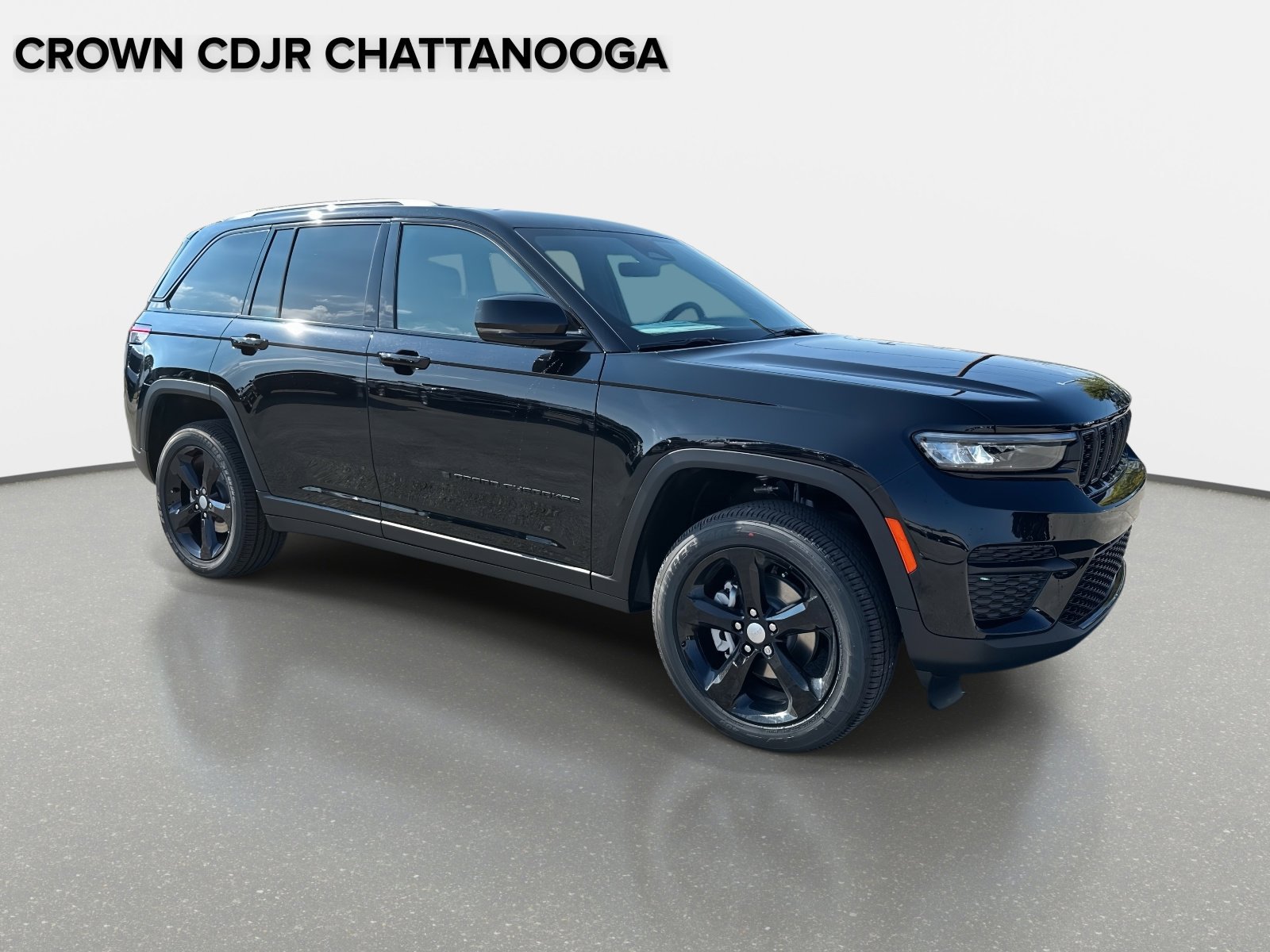 New 2025 Jeep Grand Cherokee Altitude AWD/4WD image 2