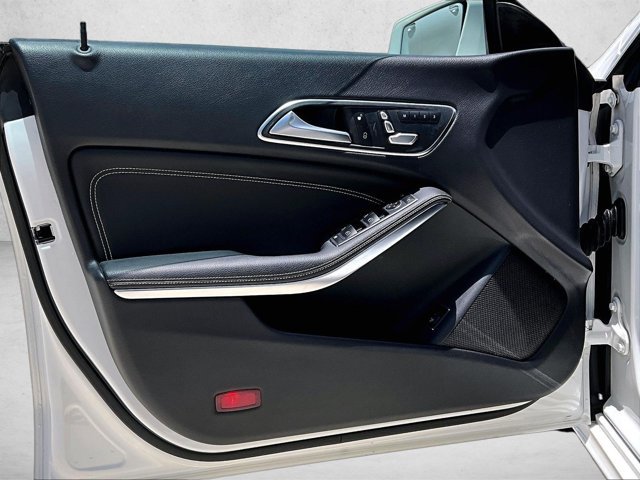 Used 2019 Mercedes-Benz CLA 250 image 18