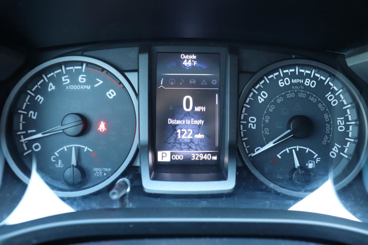 Used 2018 Toyota Tacoma TRD Sport image 64