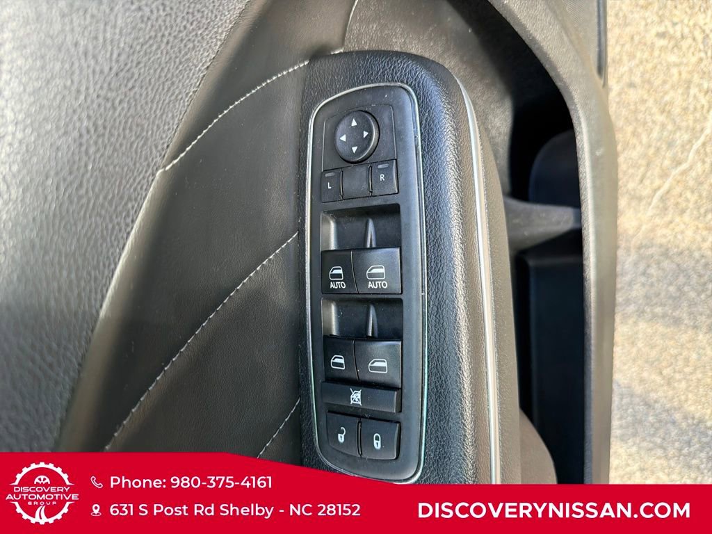 Used 2017 Dodge Charger R/T w/ Plus Group image 12