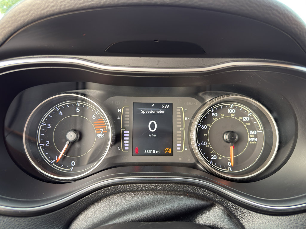 Used 2020 Jeep Cherokee Latitude Plus image 16