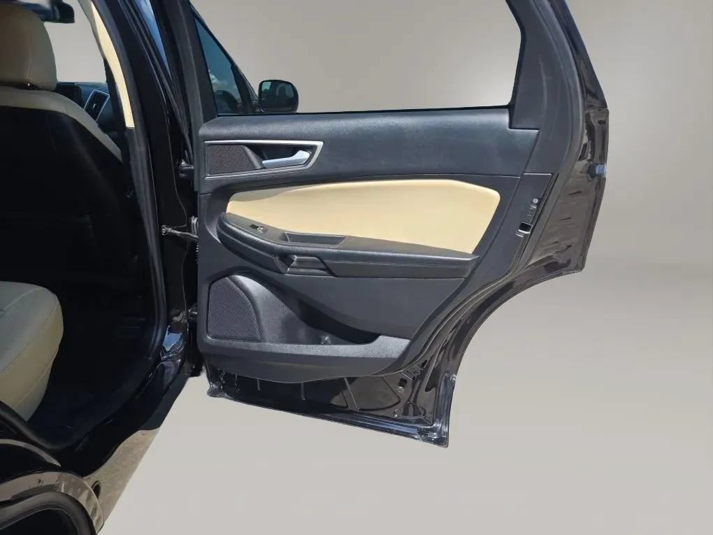 Used 2021 Ford Edge SEL w/ Convenience Package FWD image 47