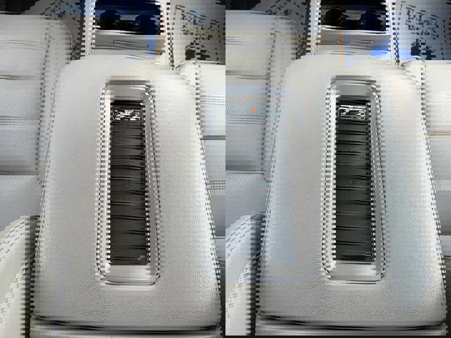 Used 2019 GMC Yukon XL Denali w/ Denali Ultimate Package image 17