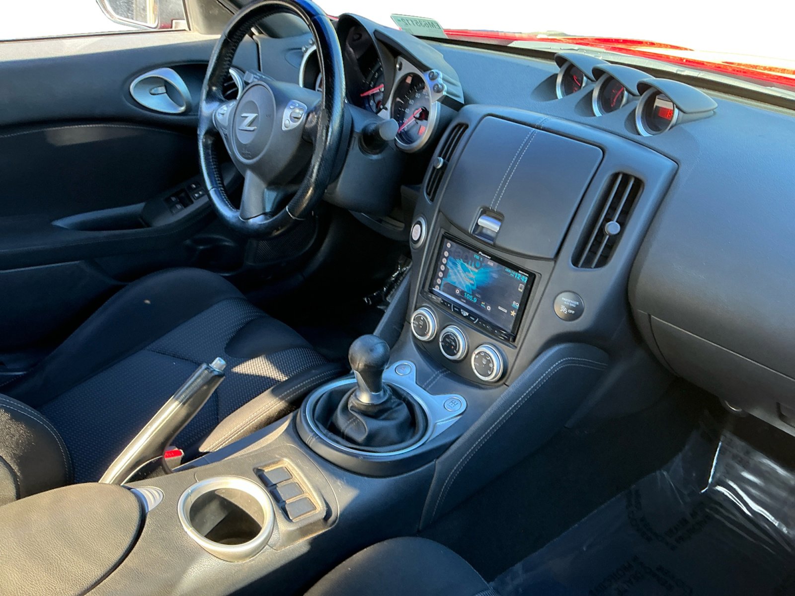 Used 2014 Nissan 370Z Coupe w/ Sport Package RWD image 14