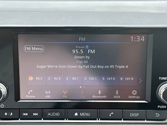 Used 2025 Nissan Sentra S image 16